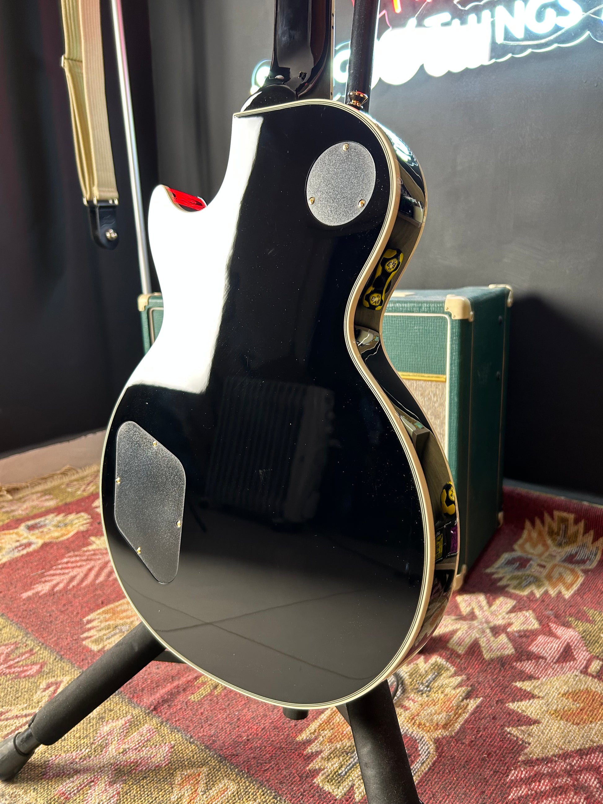 * Brand New * Epiphone Les Paul Custom Blackback Limited-Edition Electric Guitar * Brand New * Epiphone Les Paul Custom Blackback Limited-Edition Electric Guitar
