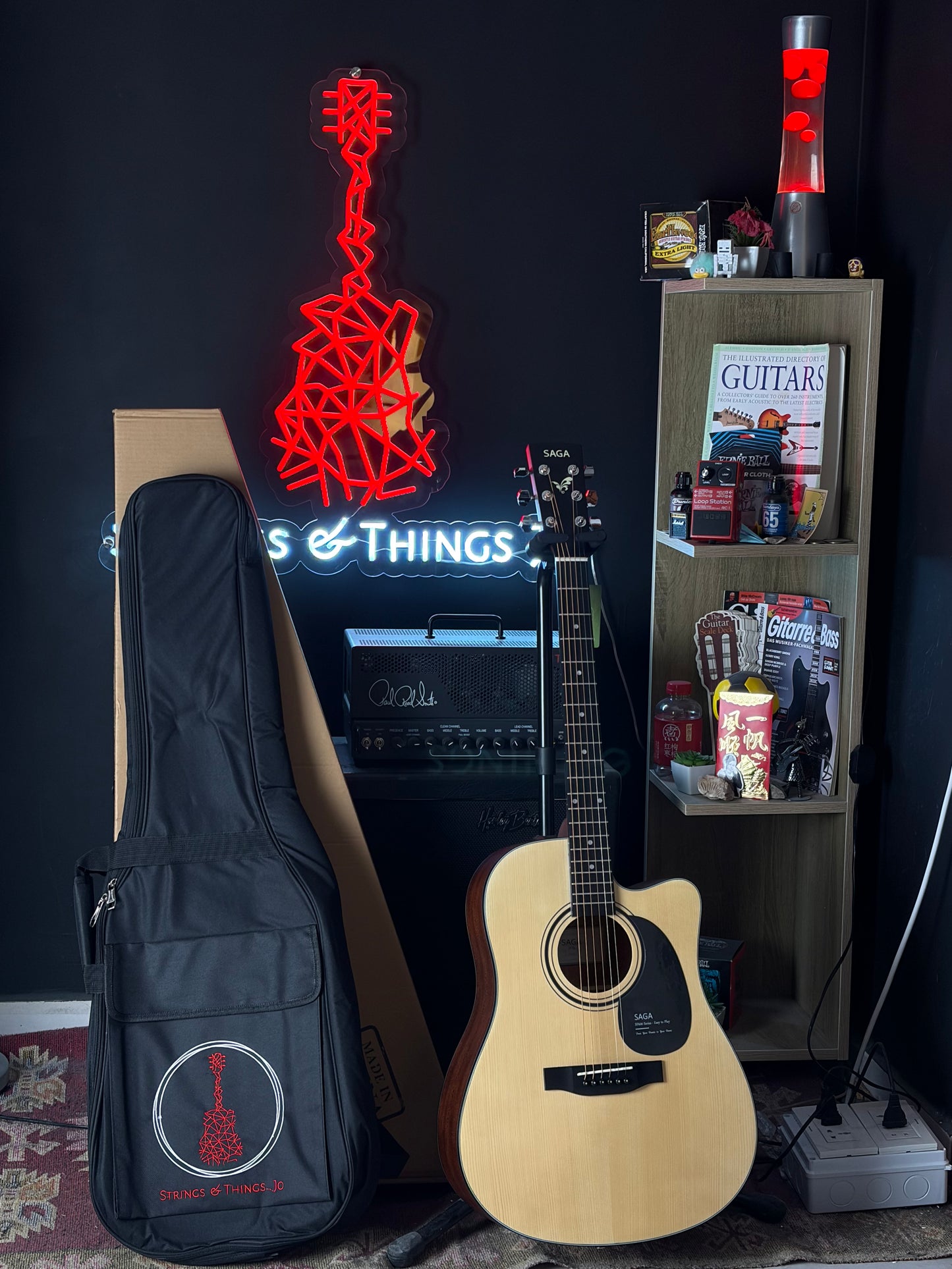 * Brand New * Saga SF600C Acoustic Guitar with cutaway + STG Bag