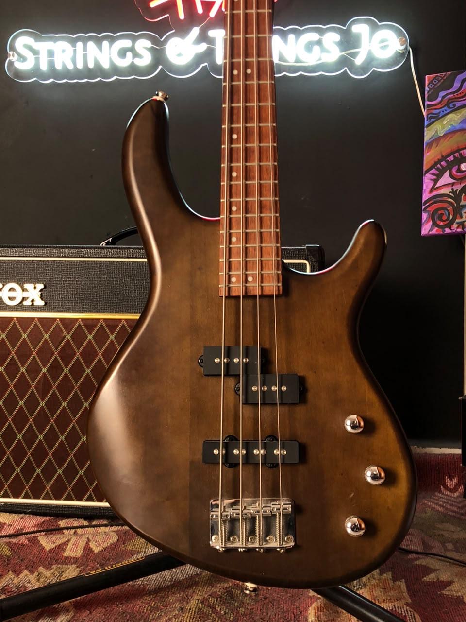Cort Action PJ OPBC 4 strings bass