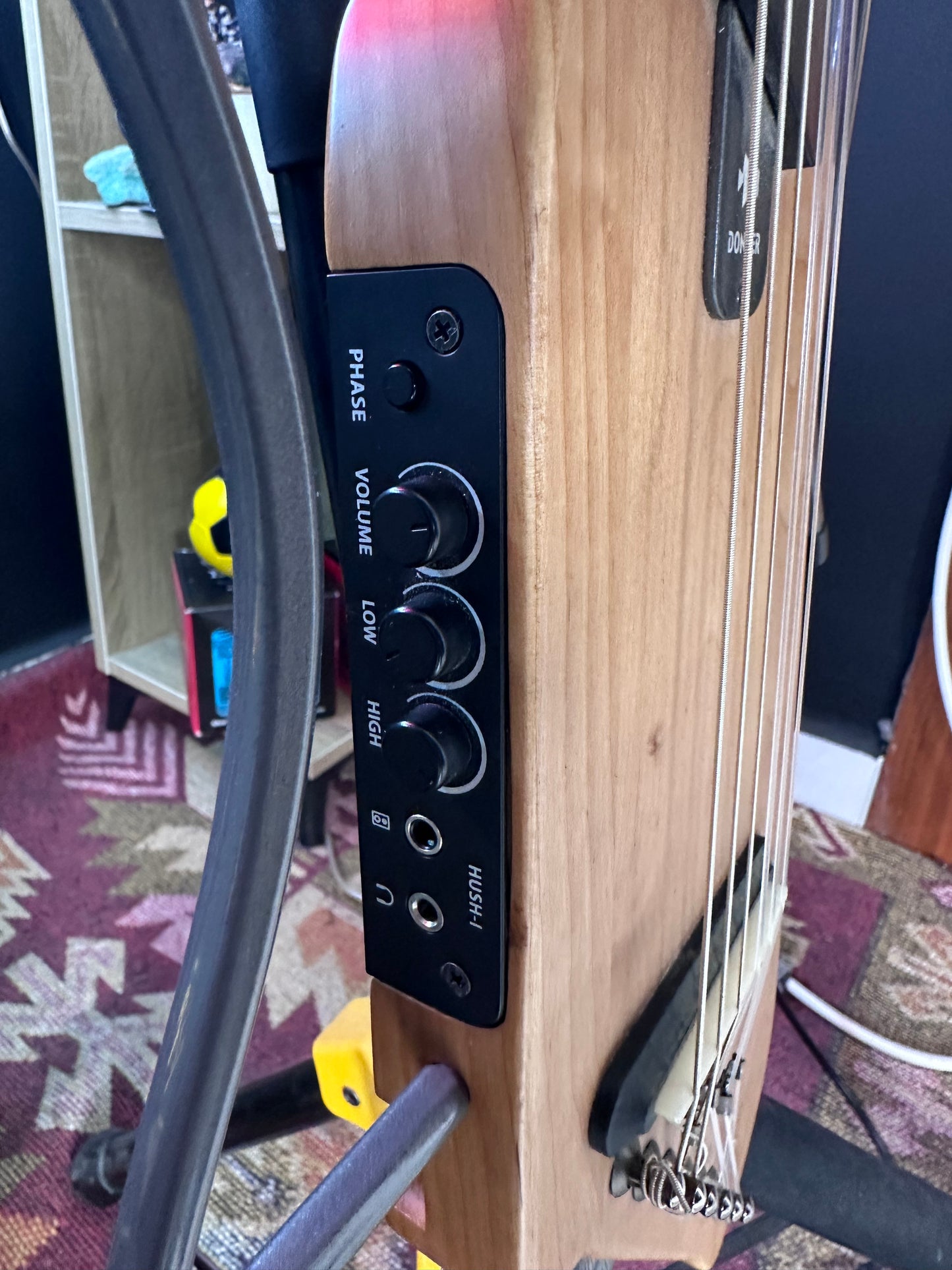 Donner HUSH™ I Acoustic-Electric Guitar