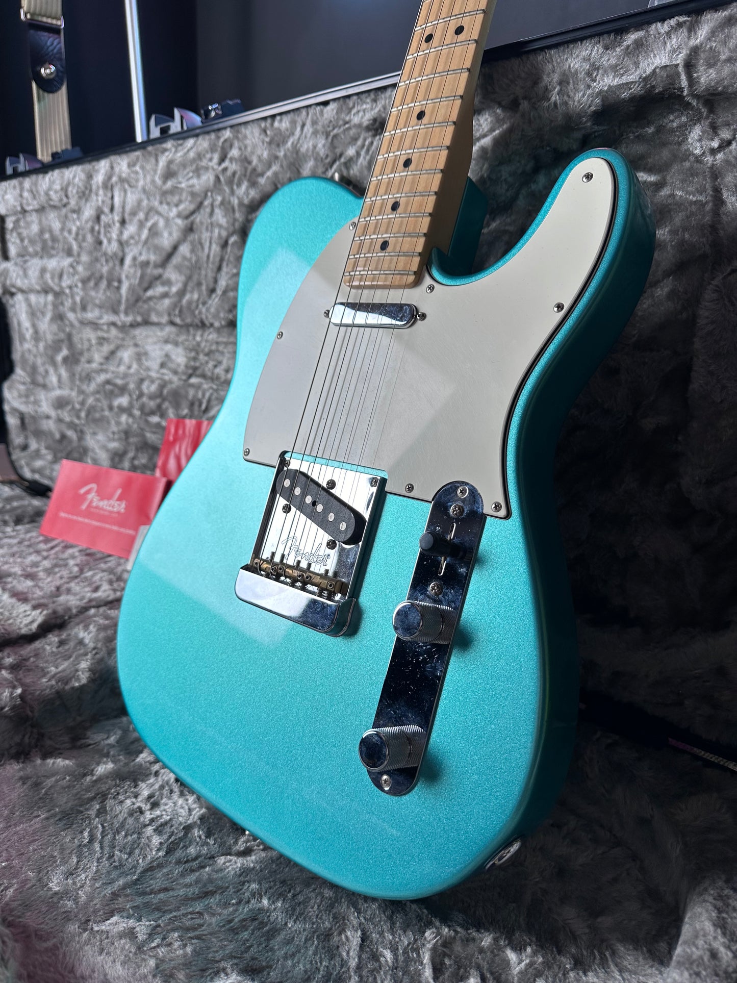 Fender American Professional Telecaster® Mystic Sea Foam