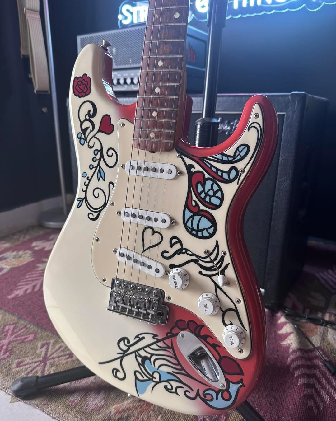 Fender Jimi Hendrix Monterey Stratocaster 2017 Limited Edition Electric Guitar