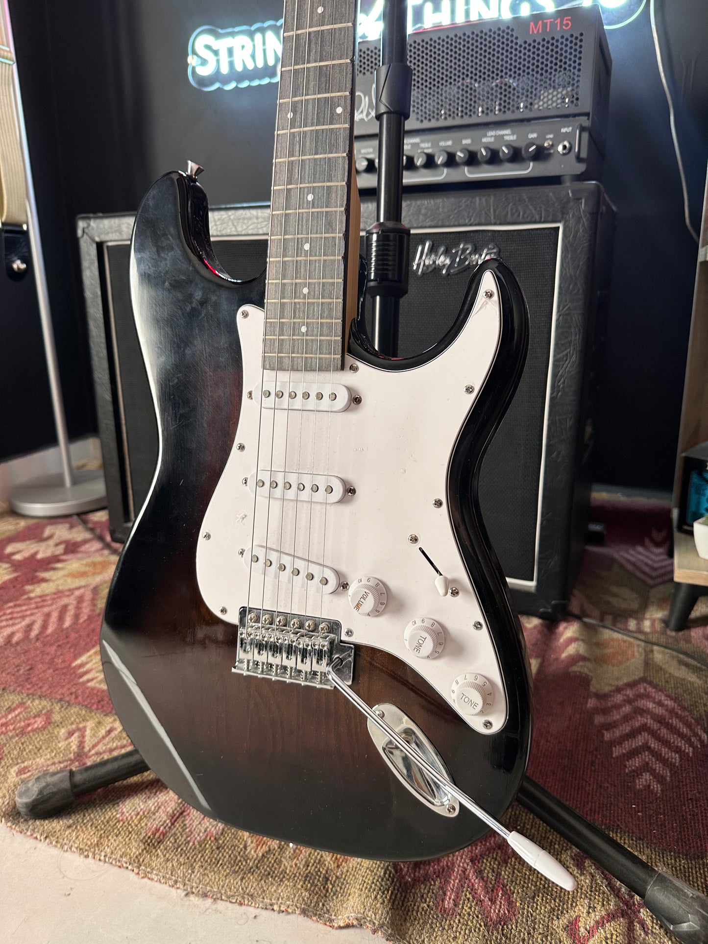Irin Stratocaster SSS Electric Guitar