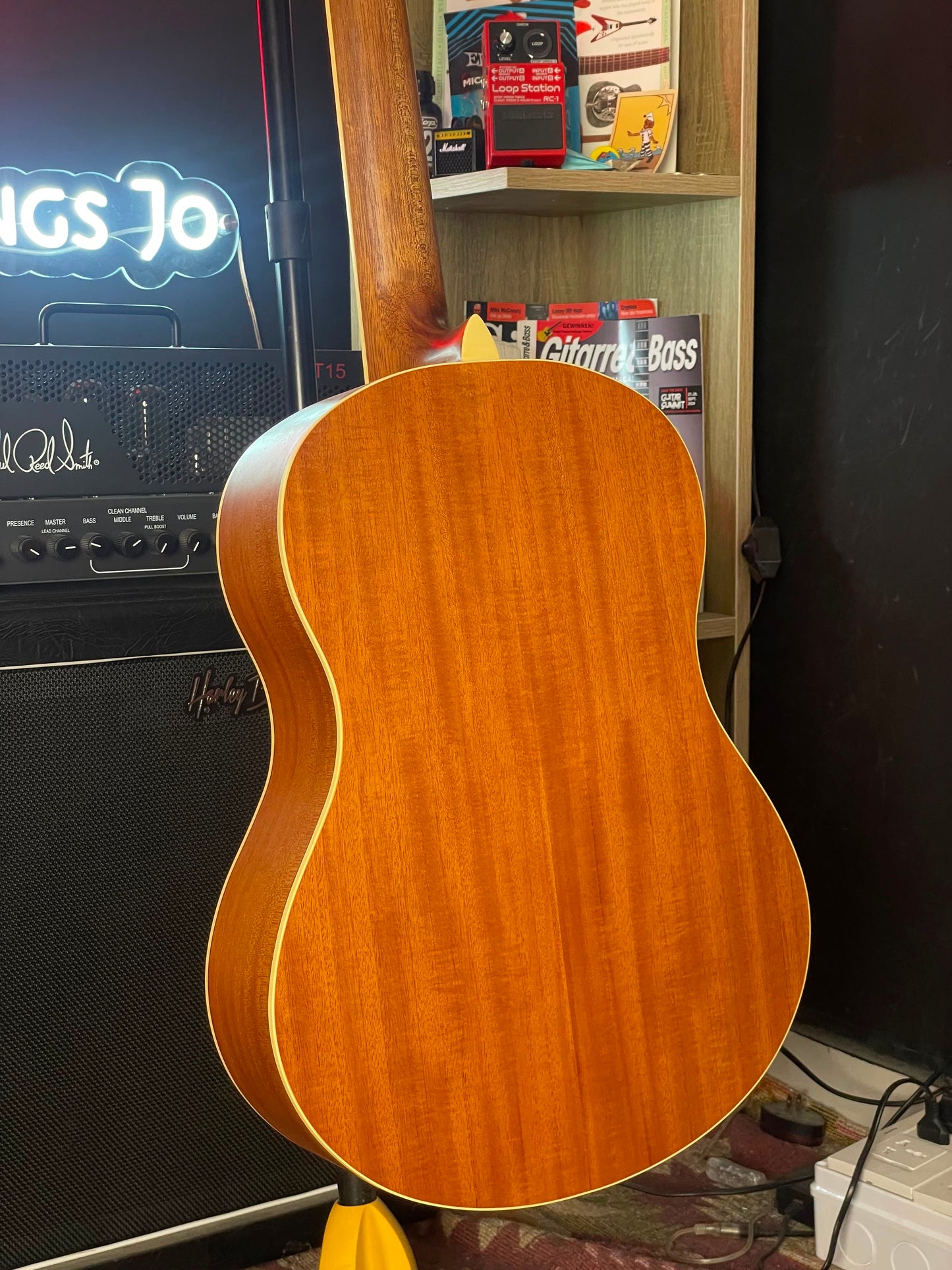 Admira Java Classical Guitar