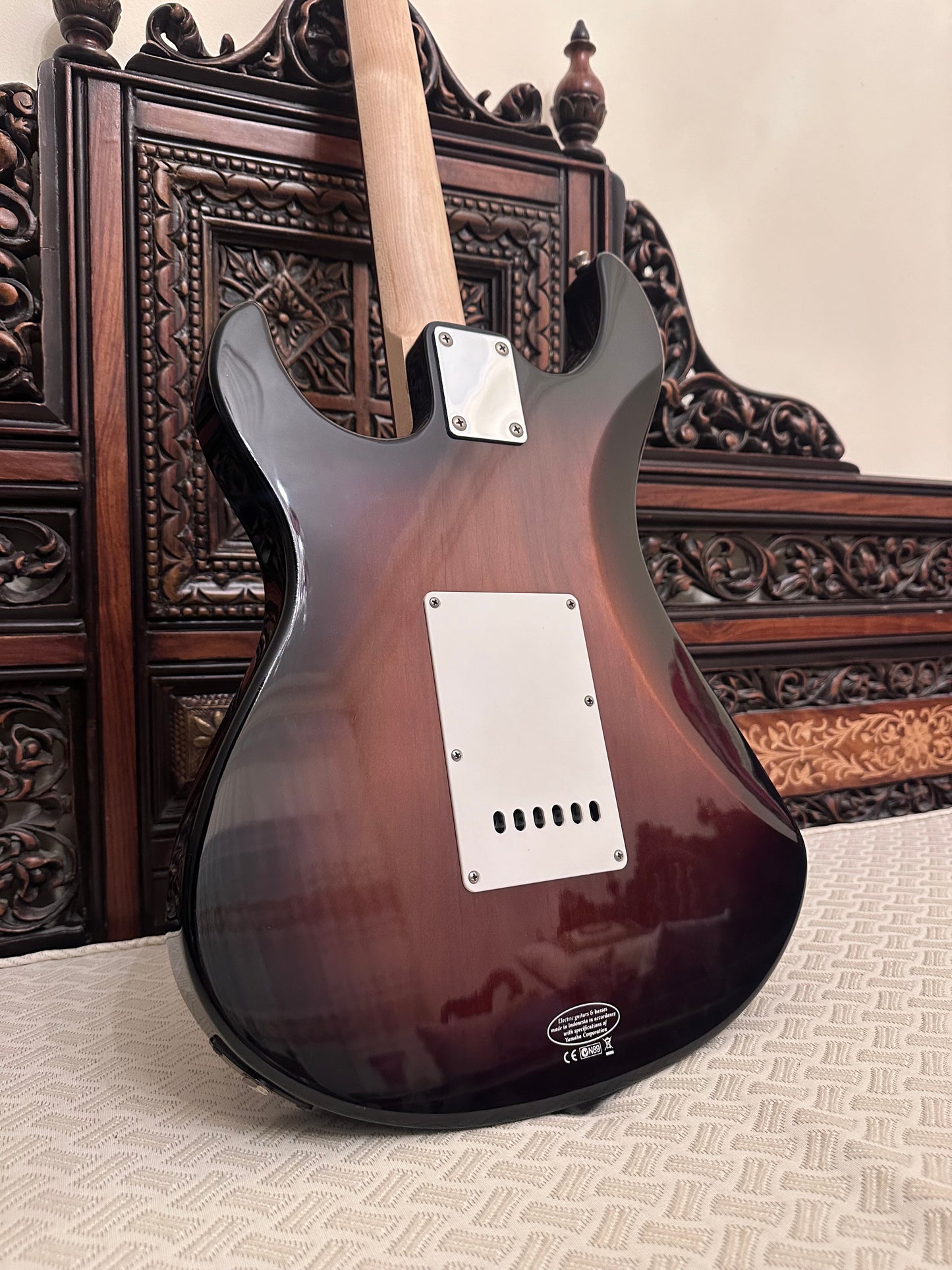 Yamaha Pacifica 112J OVS Electric guitar