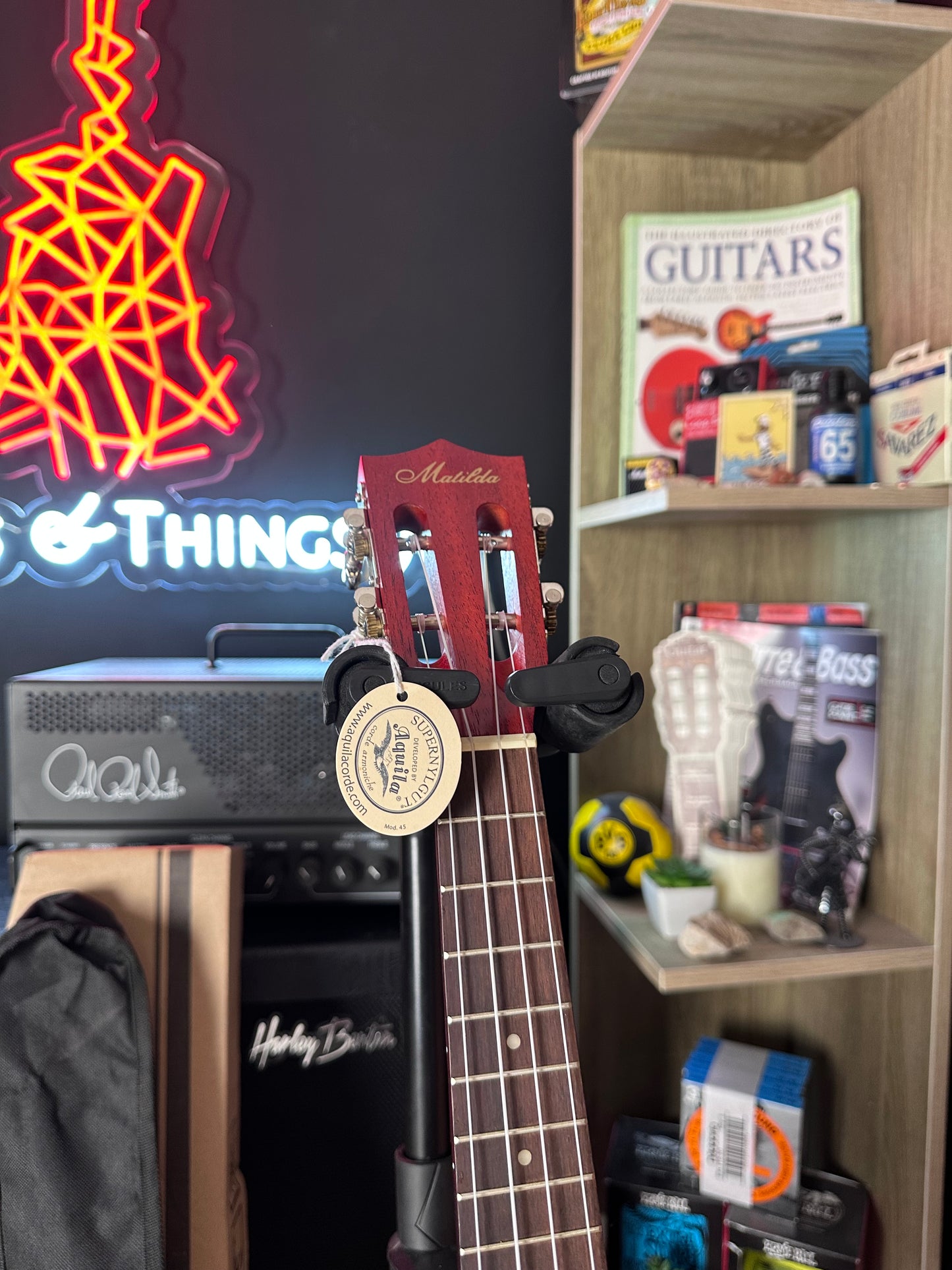 * Brand New * Matilda Concert Ukelele with bag Red