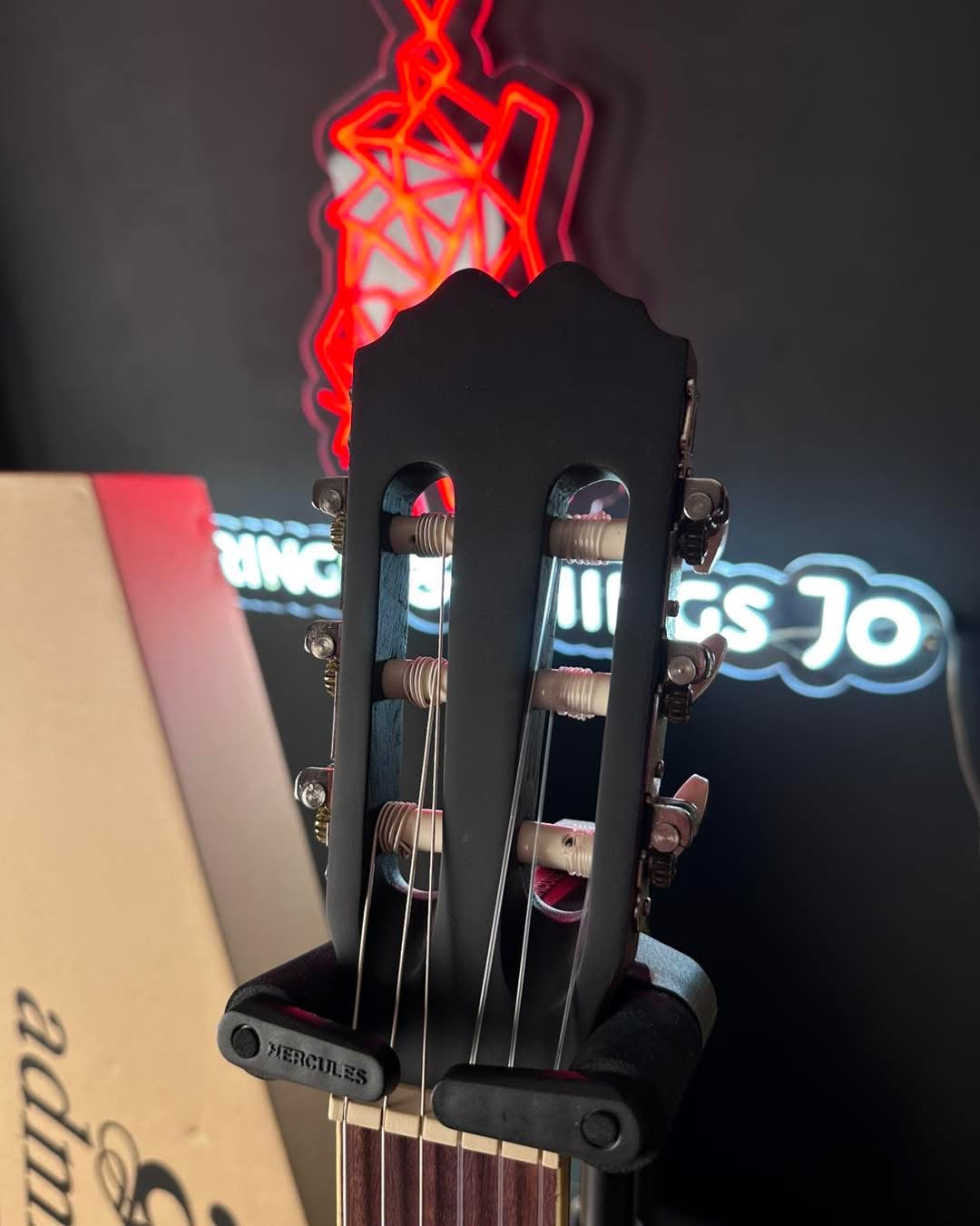 * Brand New * Admira Java Classical Guitar