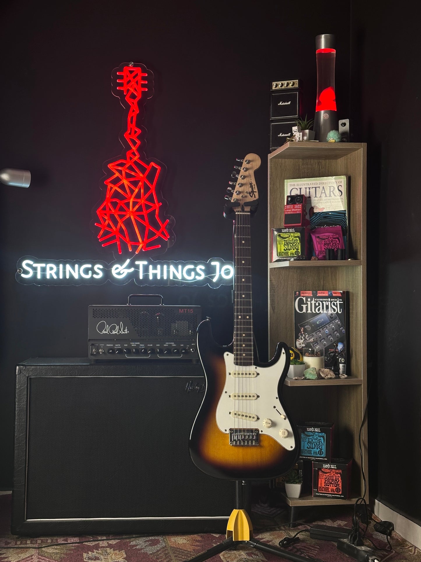 Squier by Fender Mini Strat (3/4sized) electric guitar