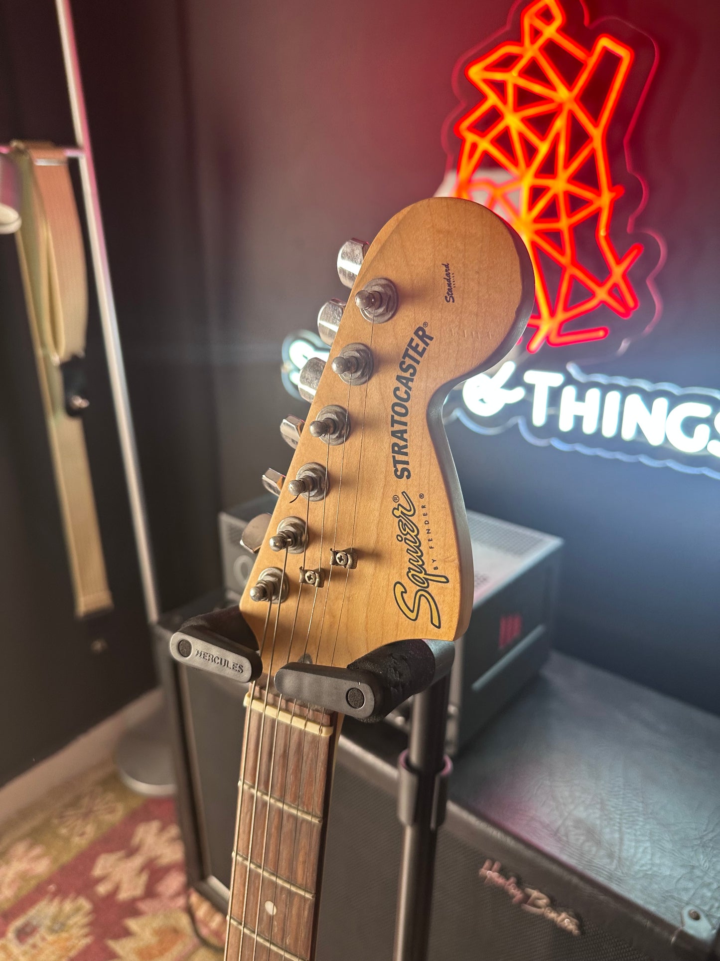 Squier Stratocaster HH 20th Anniversary Sunburst