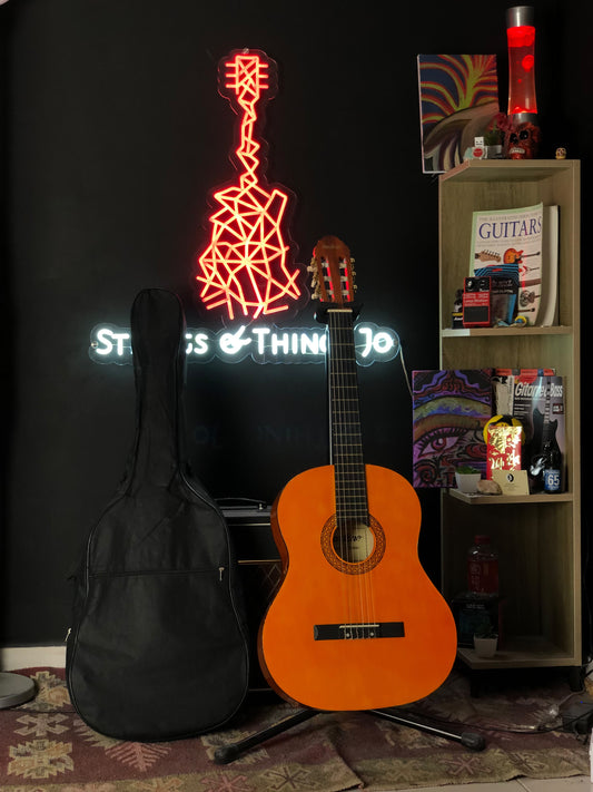 Maxtone CGC-390N Classical Guitar