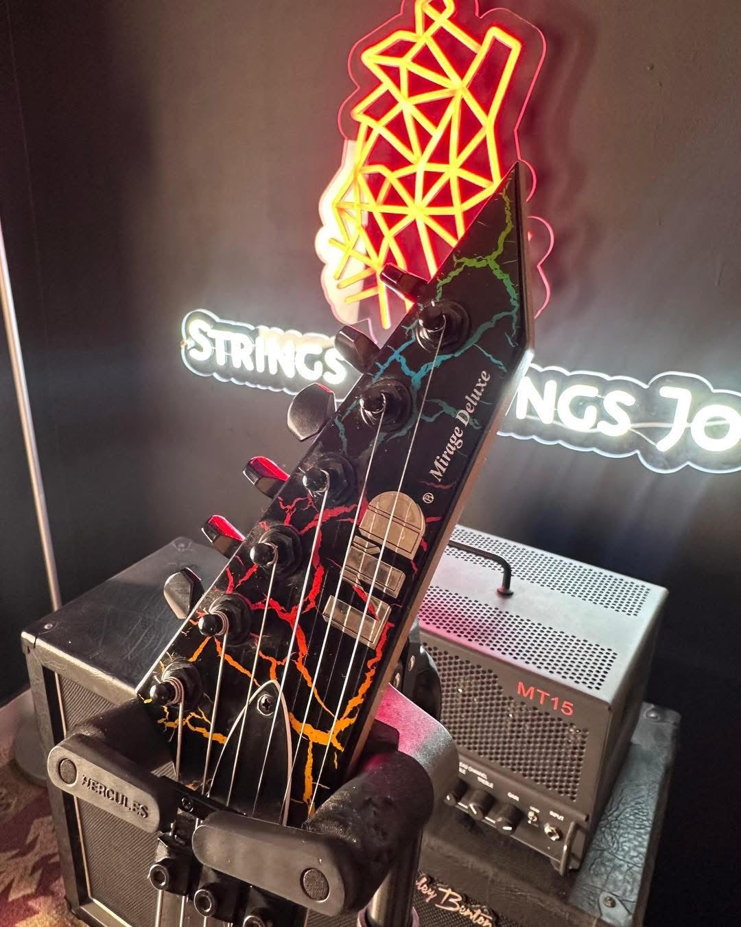 ESP LTD Mirage Deluxe ’87 – Rainbow Crackle Electric Guitar ESP LTD Mirage Deluxe ’87 – Rainbow Crackle Electric Guitar