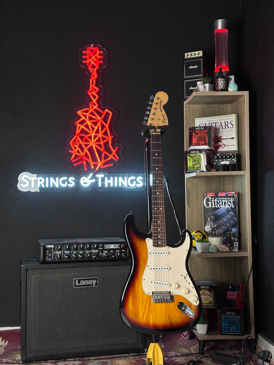 Squier Vintage Modified Stratocaster Sunburst Electric Guitar