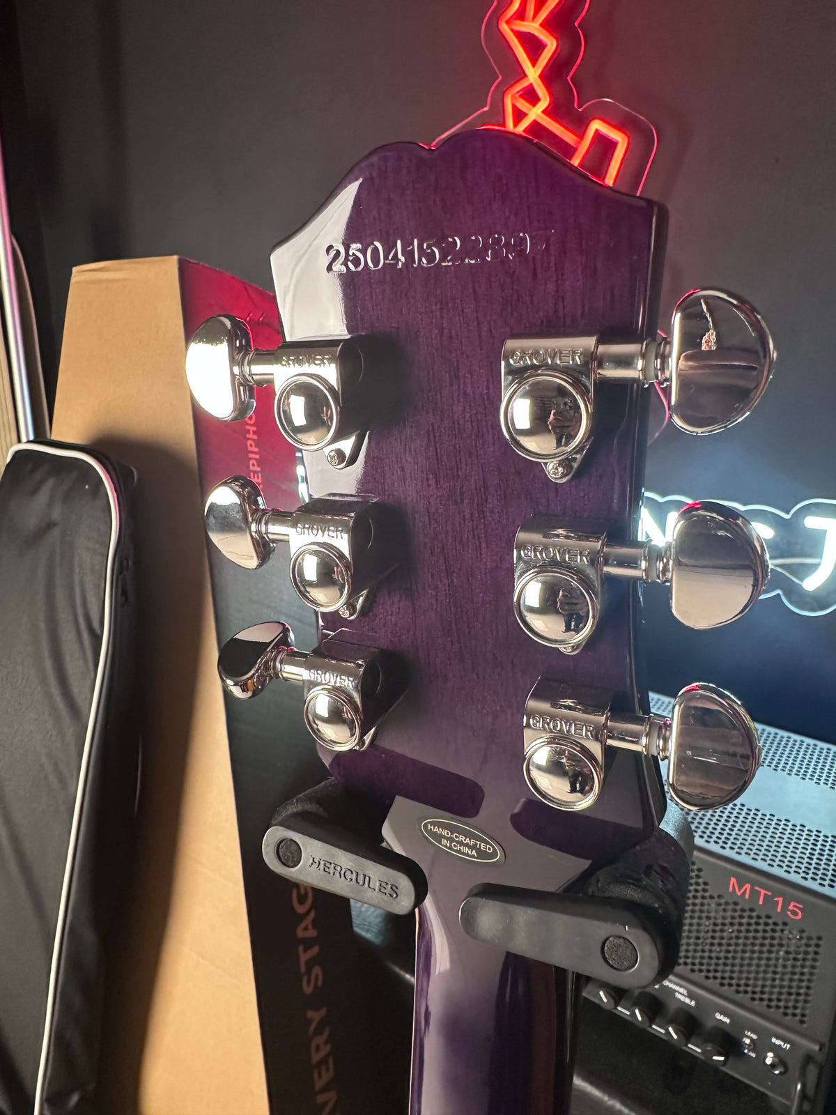 * Brand New * Epiphone Les Paul Limited Edition Custom Purple Widow Electric Guitar * Brand New * Epiphone Les Paul Limited Edition Custom Purple Widow Electric Guitar