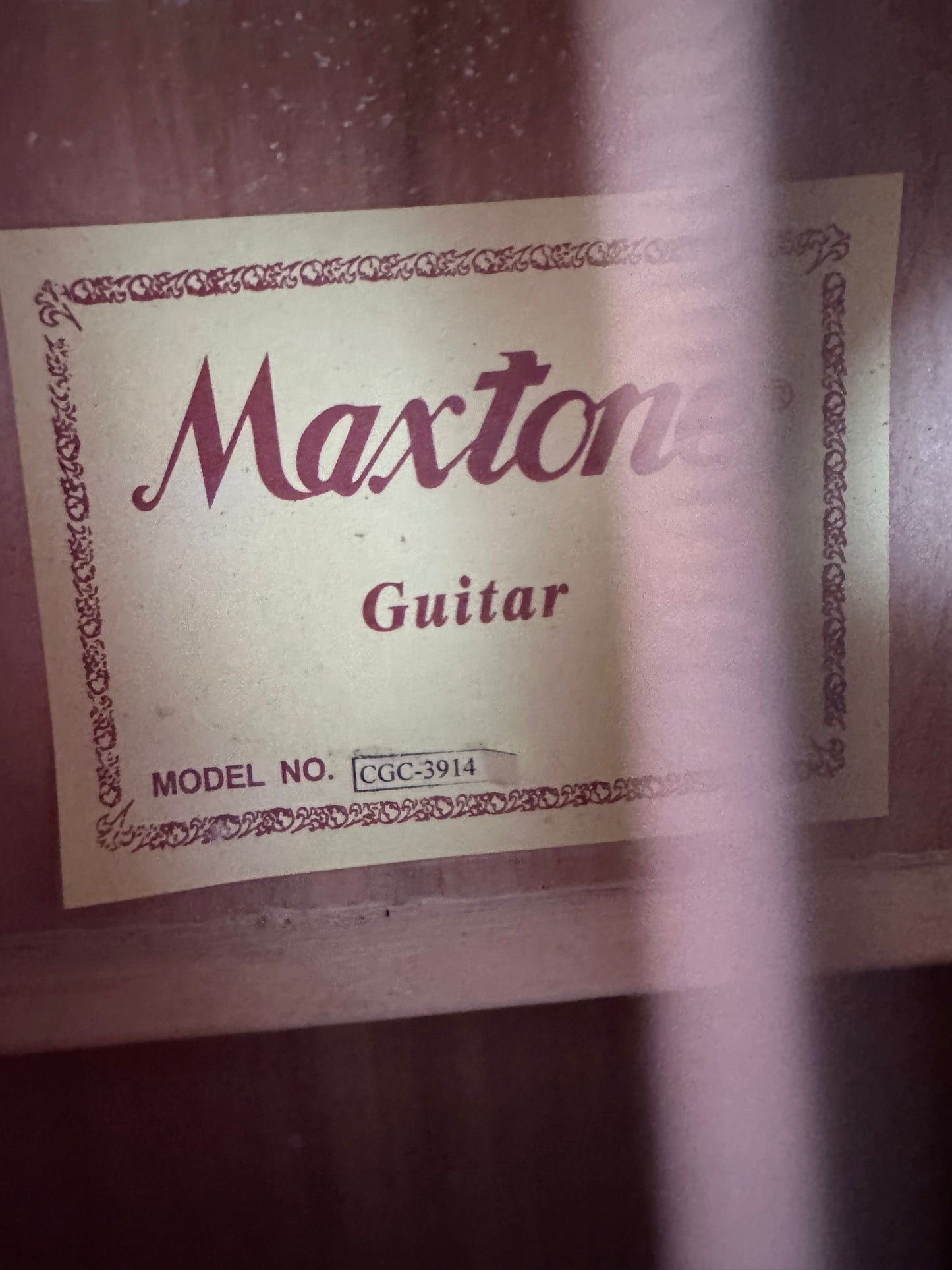 Maxtone CGC-3914 Classical/Electric guitar