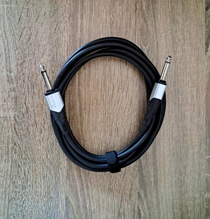 High Quality Noiseless Cable (3M) High Quality Noiseless Cable (3M)