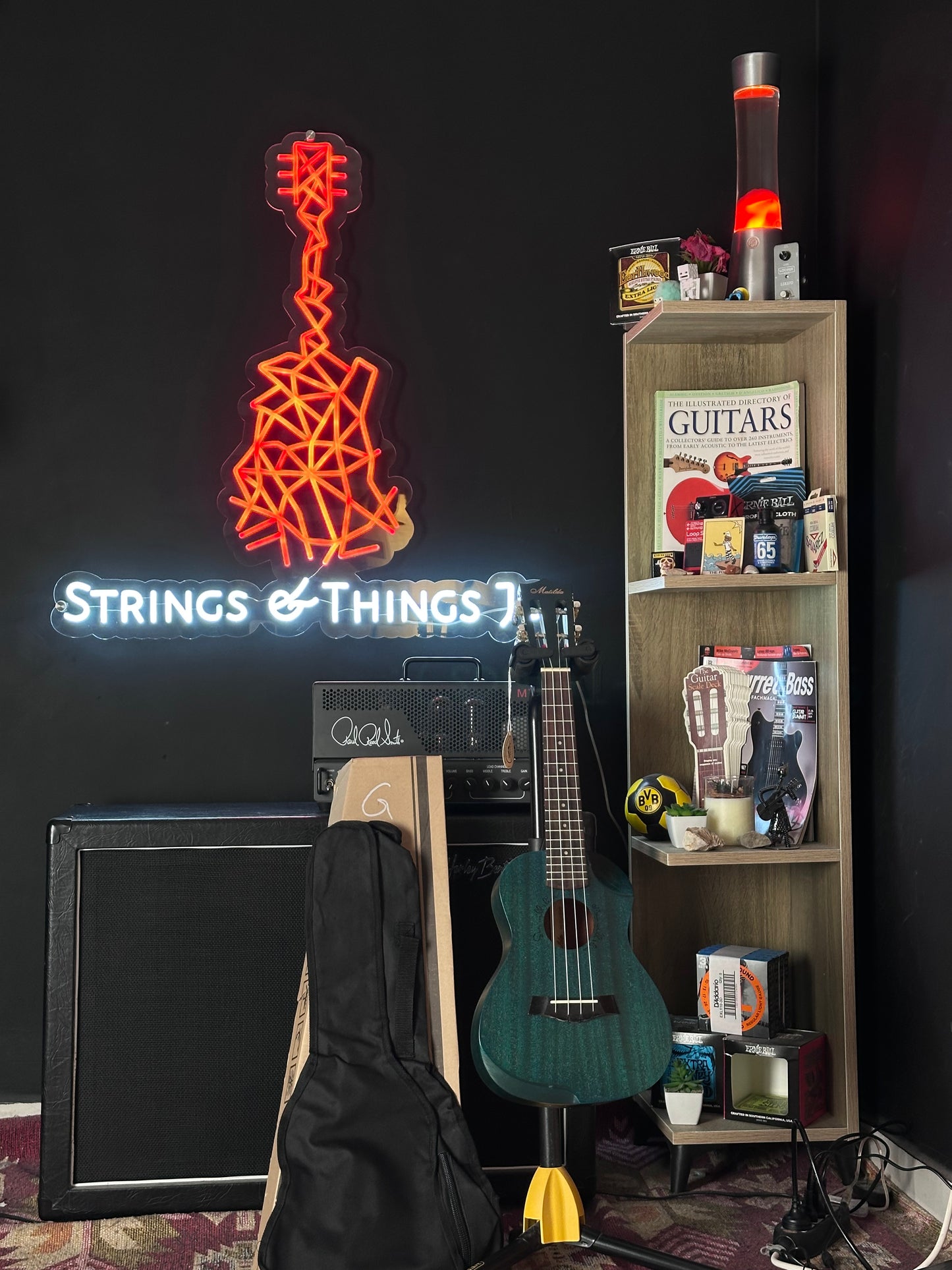 * Brand New * Matilda Concert Ukelele with bag Nat Green