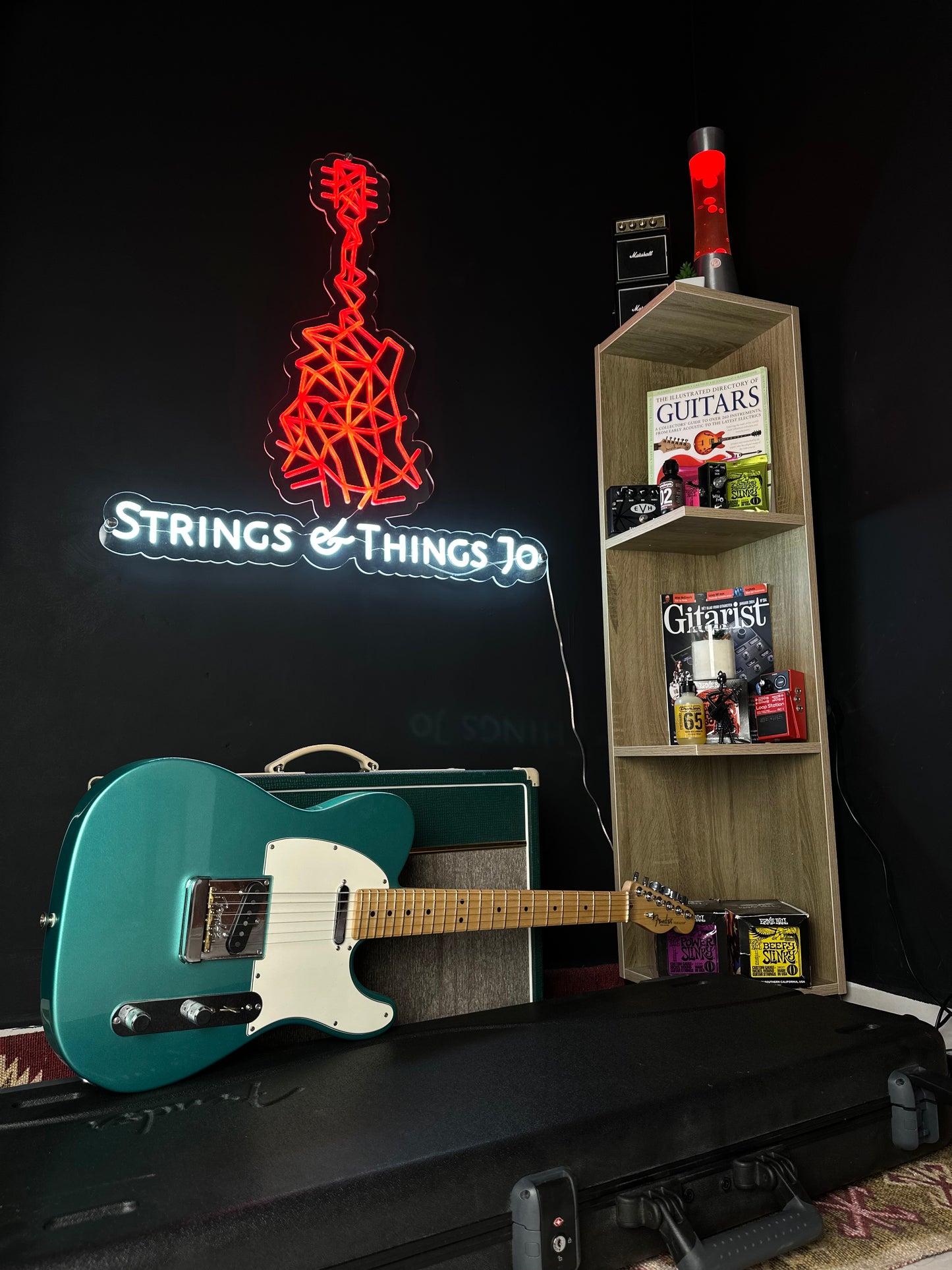 Fender American Professional Telecaster® Mystic Sea Foam