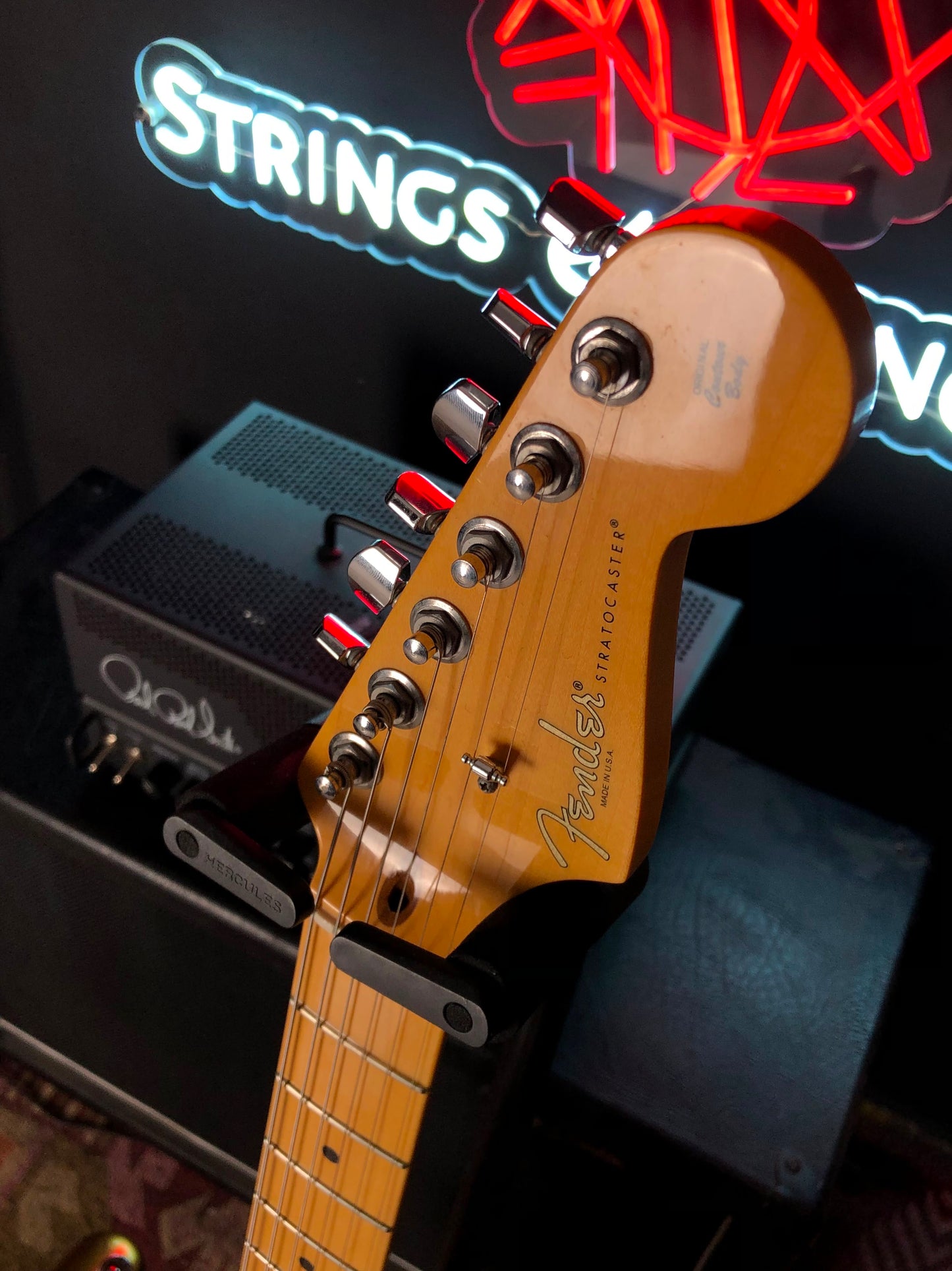 Fender 60th anniversary Limited Edition American Standard Stratocaster® in Mystic Aztec Gold