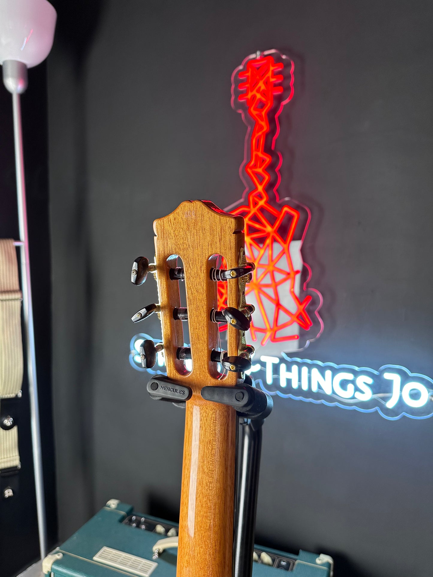 Cordoba Iberia Series GK Studio Negra Gypsy Kings Signature Model with gigbag - 550 JDs