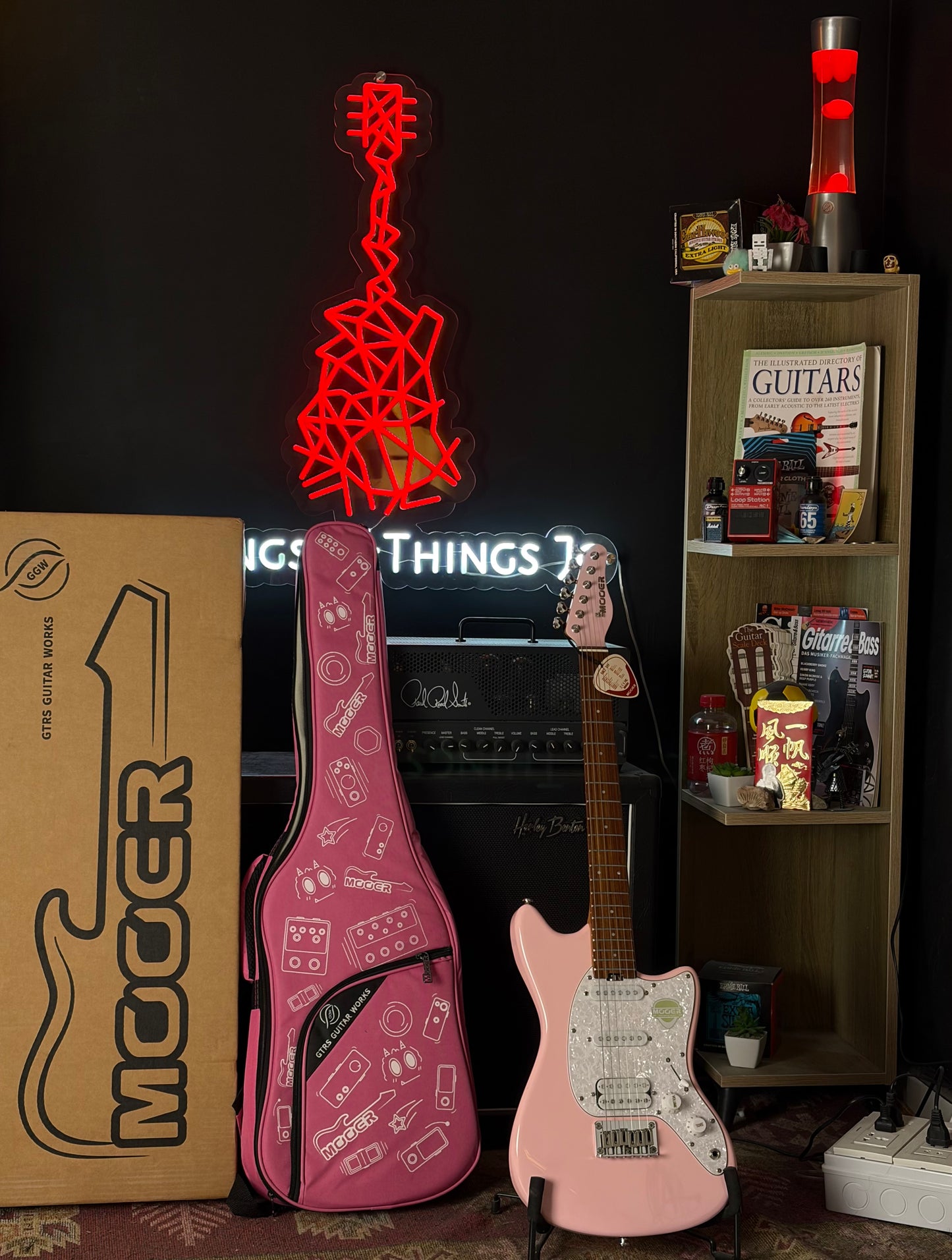 * Brand New * Mooer MLT10 Candy Pink Electric Guitar