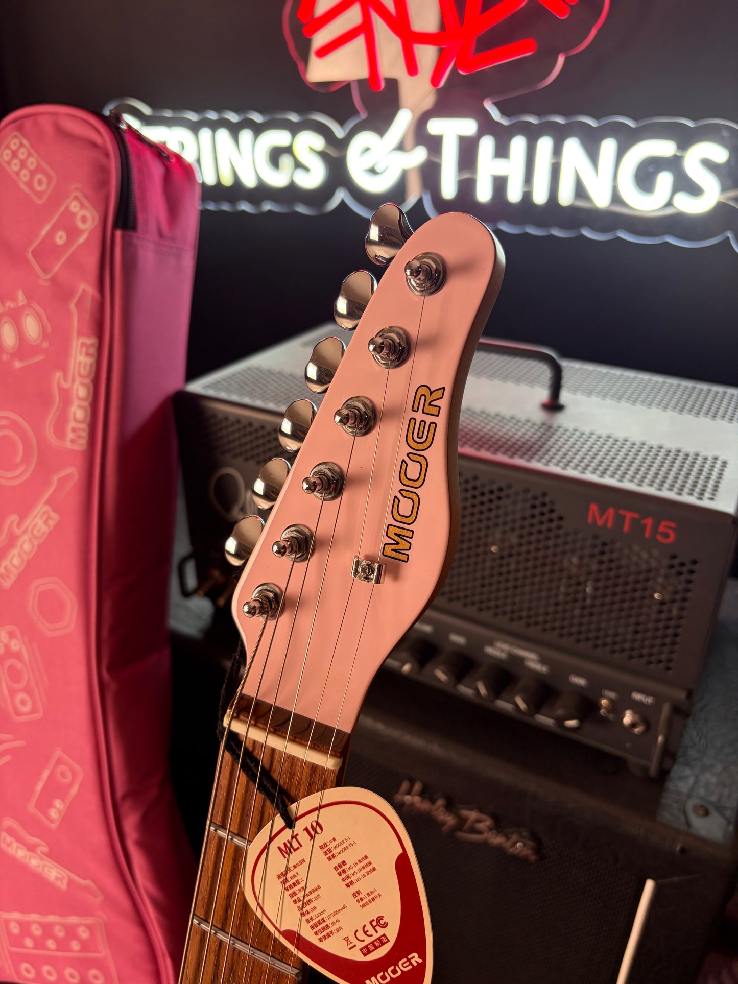 * Brand New * Mooer MLT10 Candy Pink Electric Guitar