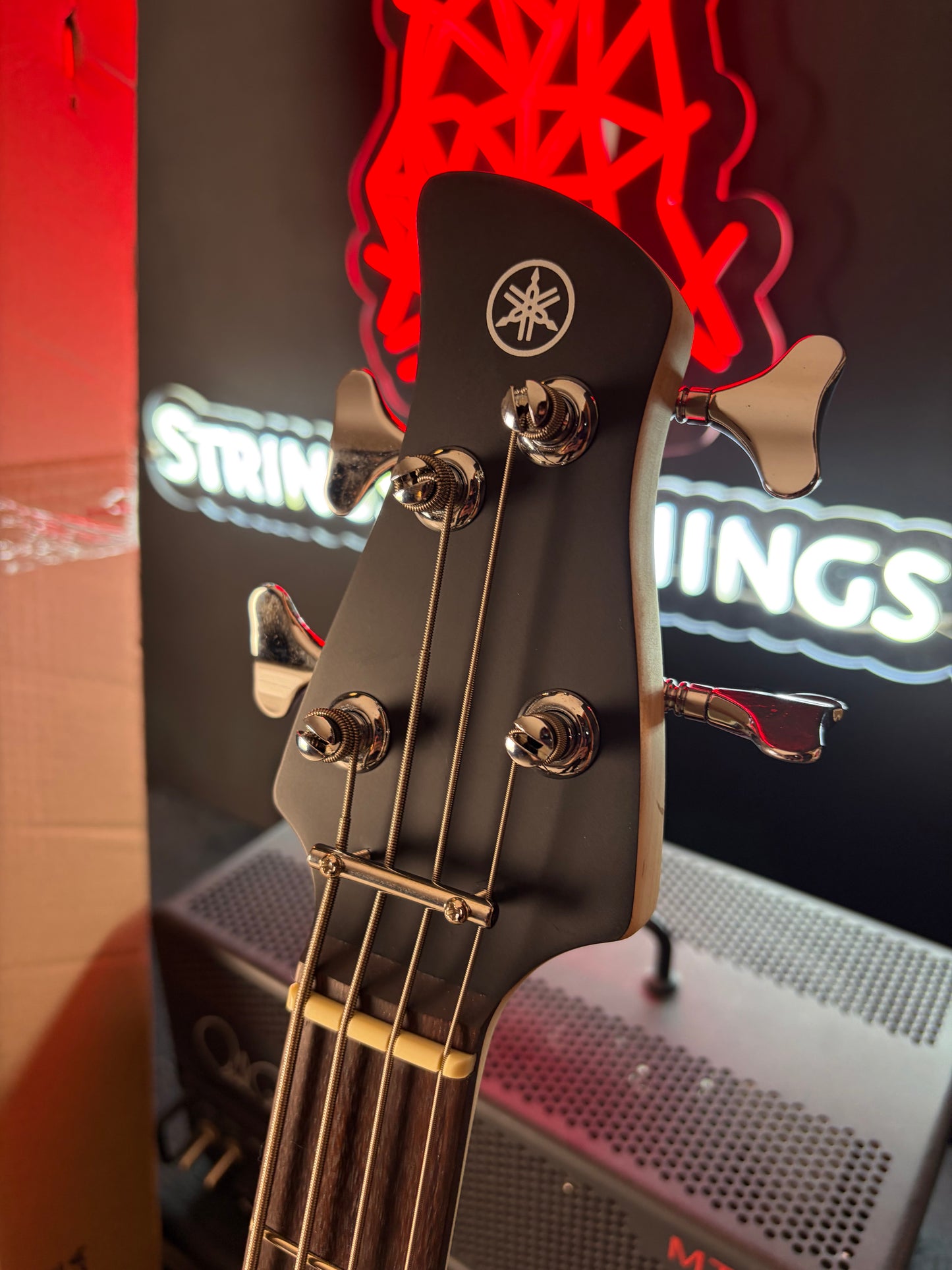 * Brand New * Yamaha TRBX174 Bass in Violin Burst