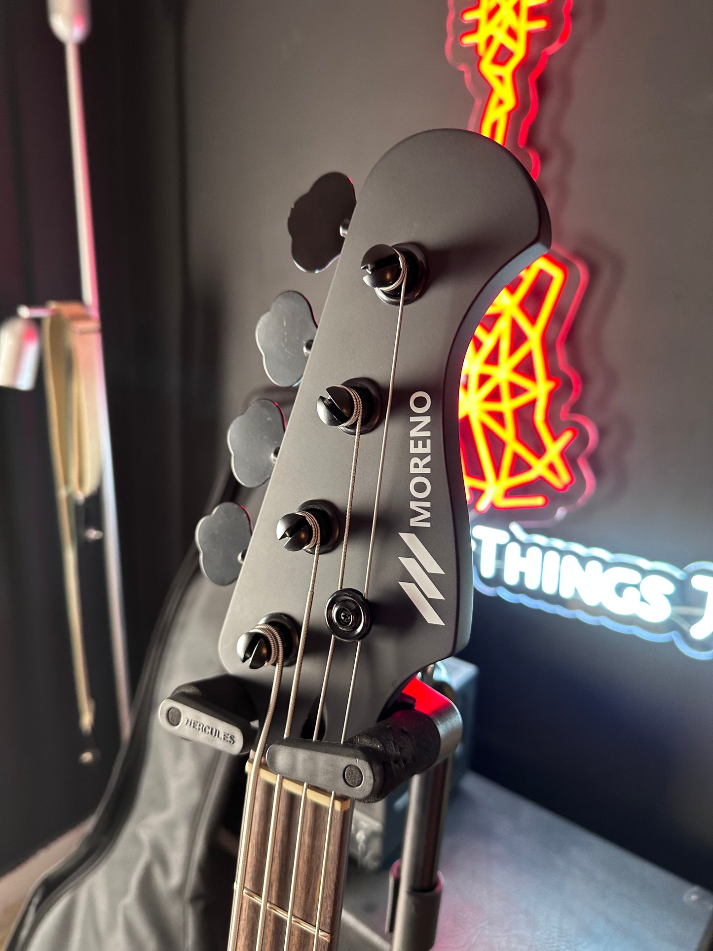 Moreno PJ-B100 PJ 4 Strings Bass Guitar