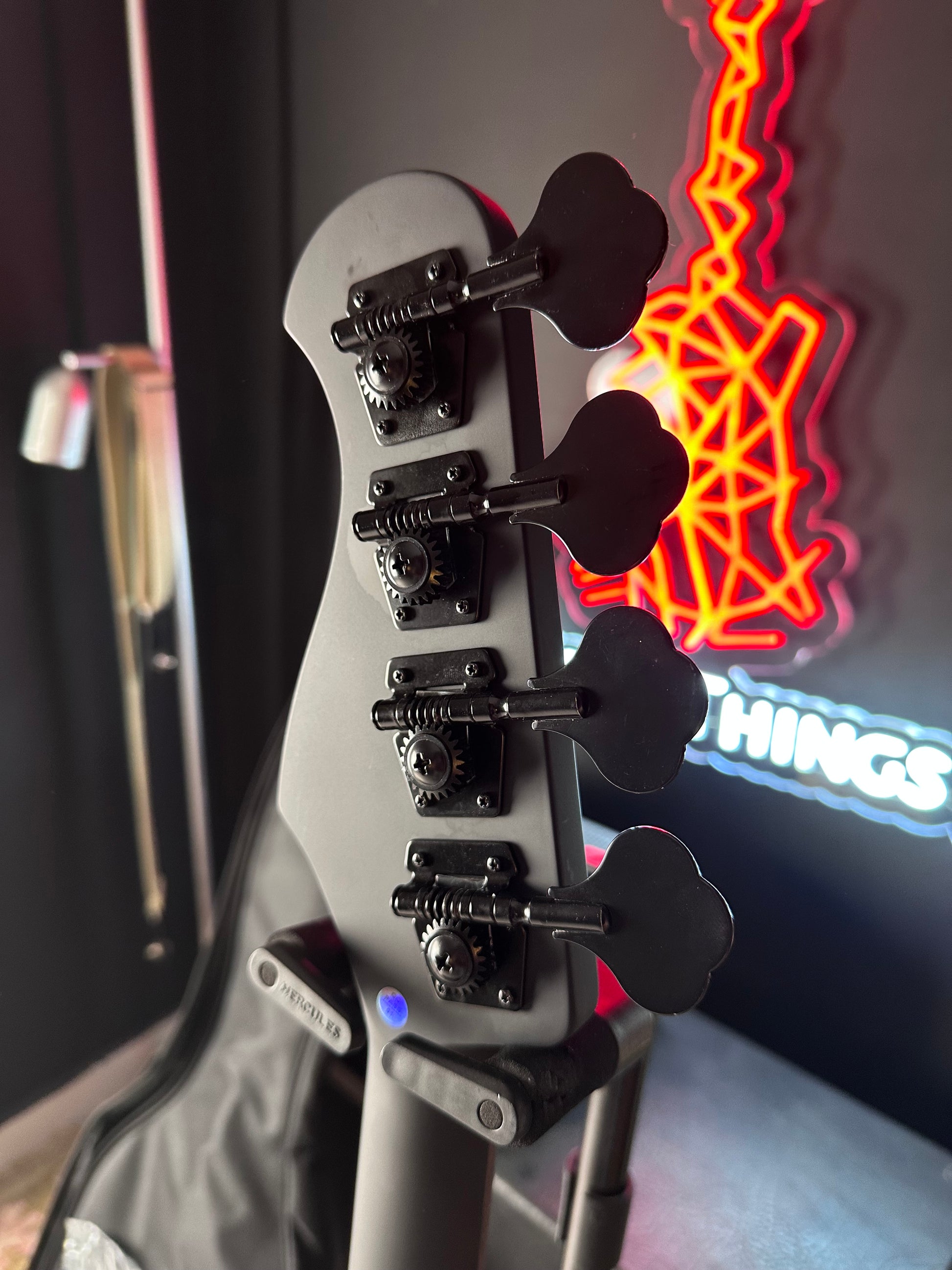 Moreno PJ-B100 PJ 4 Strings Bass Guitar Moreno PJ-B100 PJ 4 Strings Bass Guitar