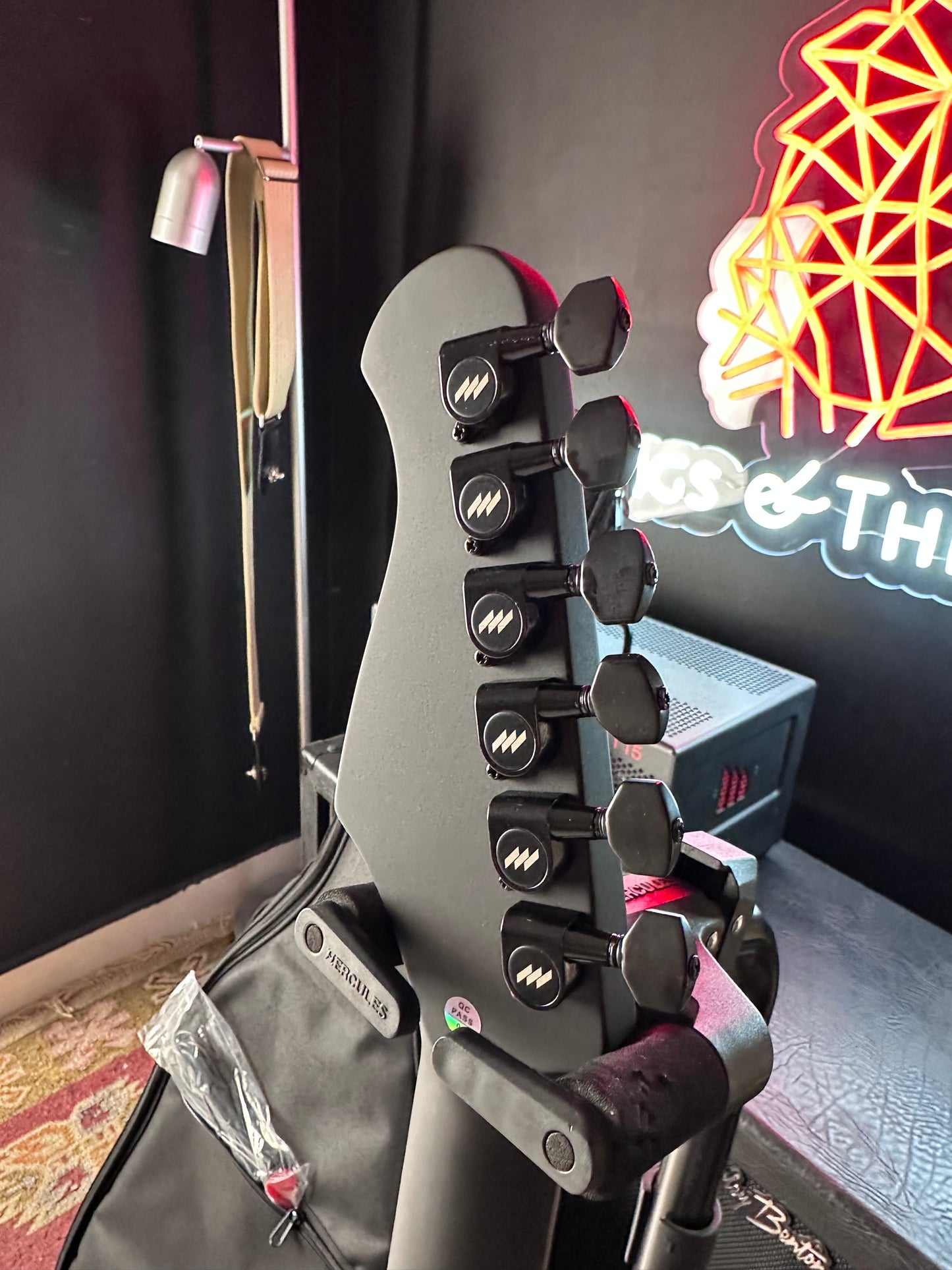 * Brand New * Moreno MTL-100 HH Matte Black Telecaster Electric Guitar + free bag, picks and cable