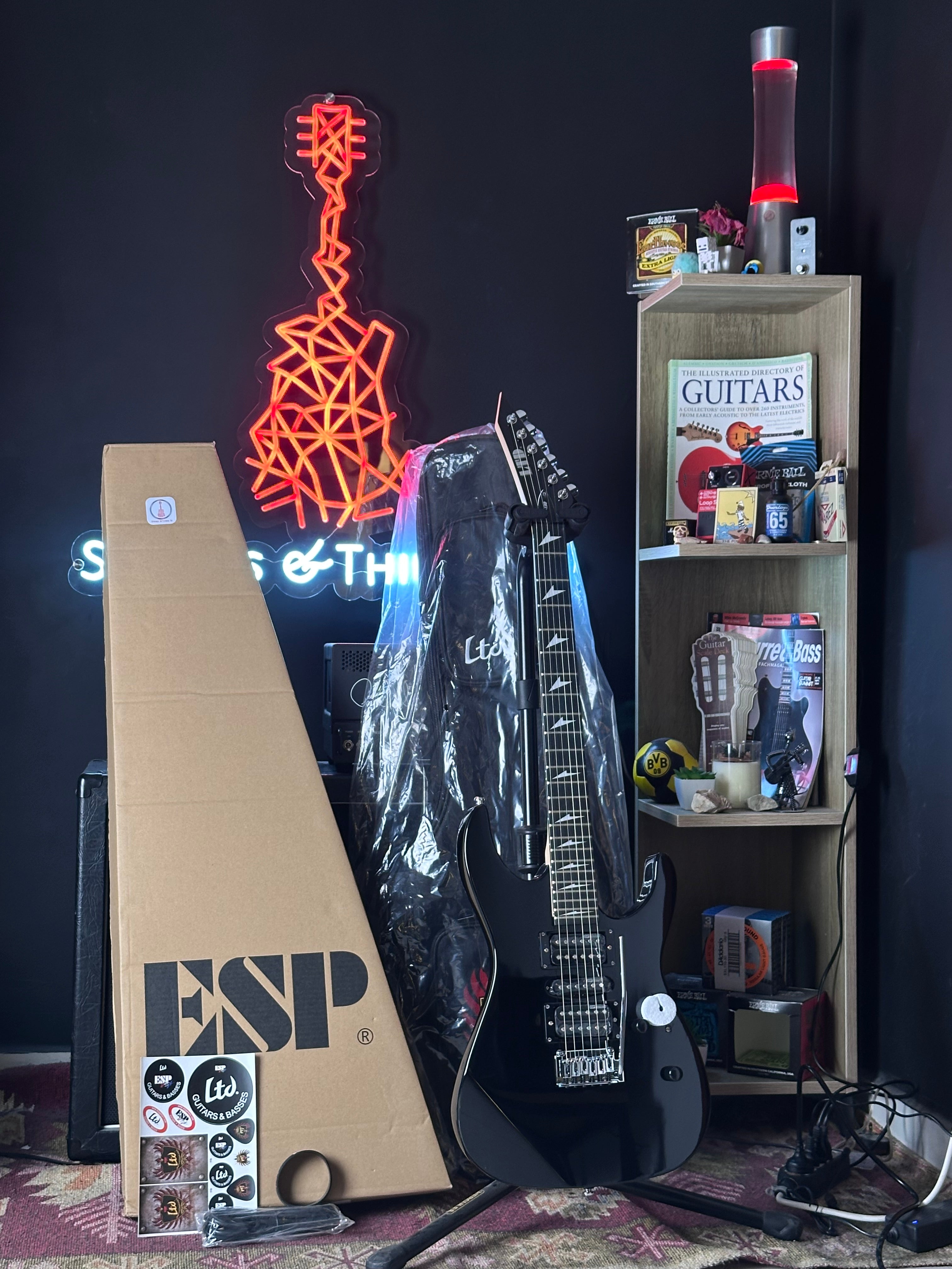 * Brand New * ESP LTD MT-130 HSH BK Electric Guitar Pack – Strings ...