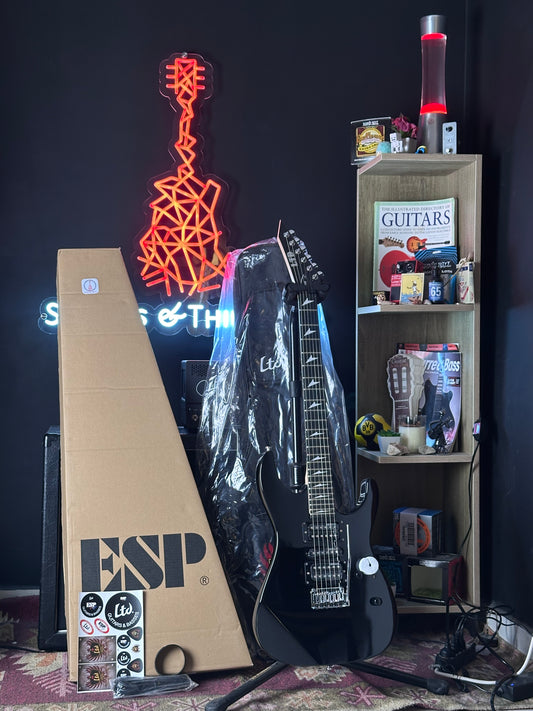 * Brand New * ESP LTD MT-130 HSH BK Electric Guitar Pack
