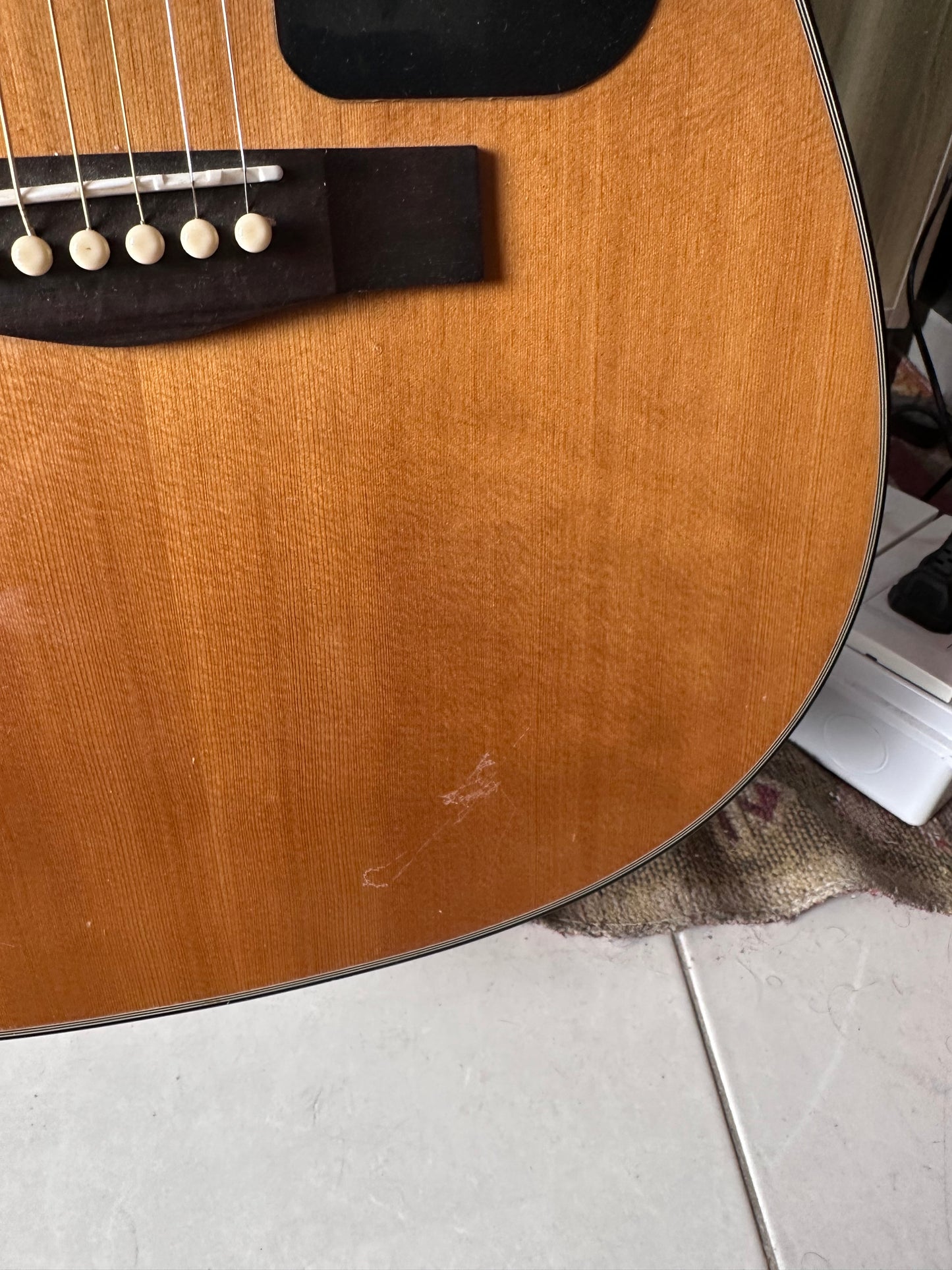 Fender CD60 V2 NAT acoustic guitar
