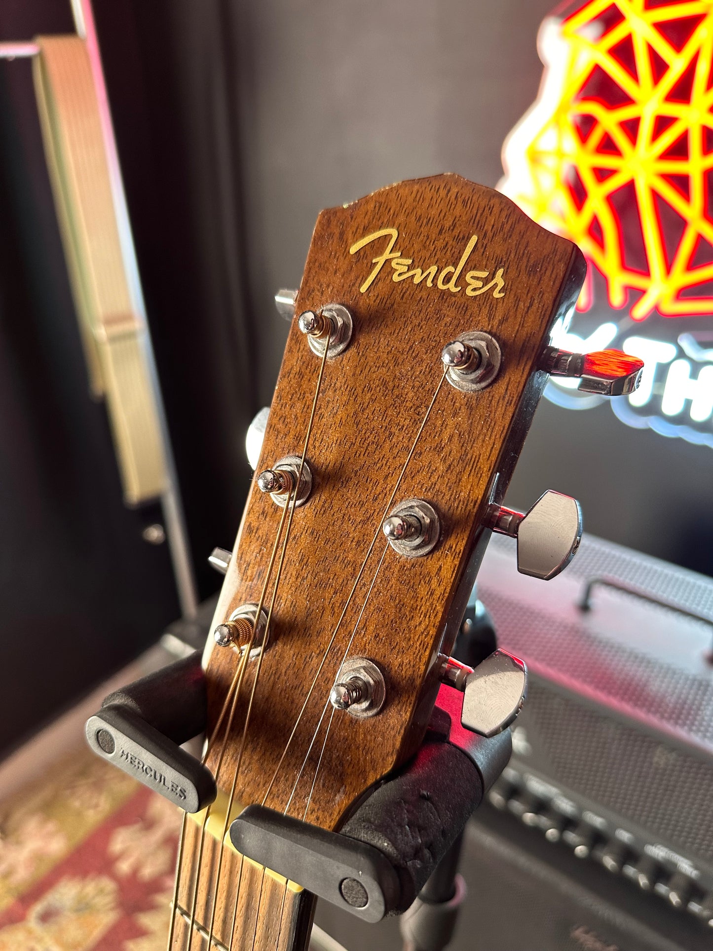 Fender CD60 CE Gloss Natural Acoustic/electric guitar