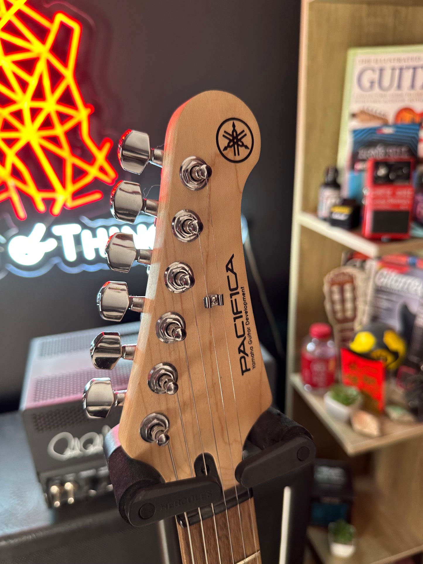 Yamaha Pacifica PAC012 Electric Guitar