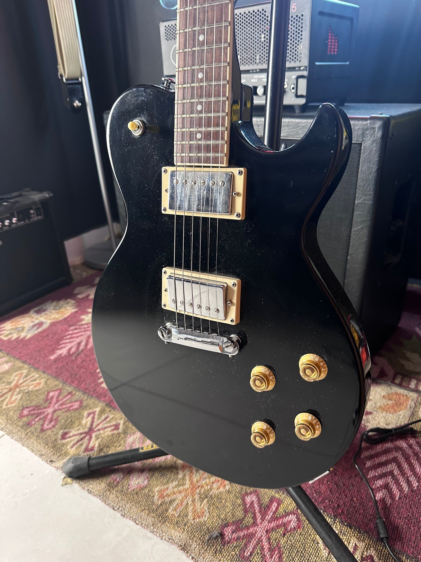 Greg Bennett Sammick Avion AV-10 Electric Guitar