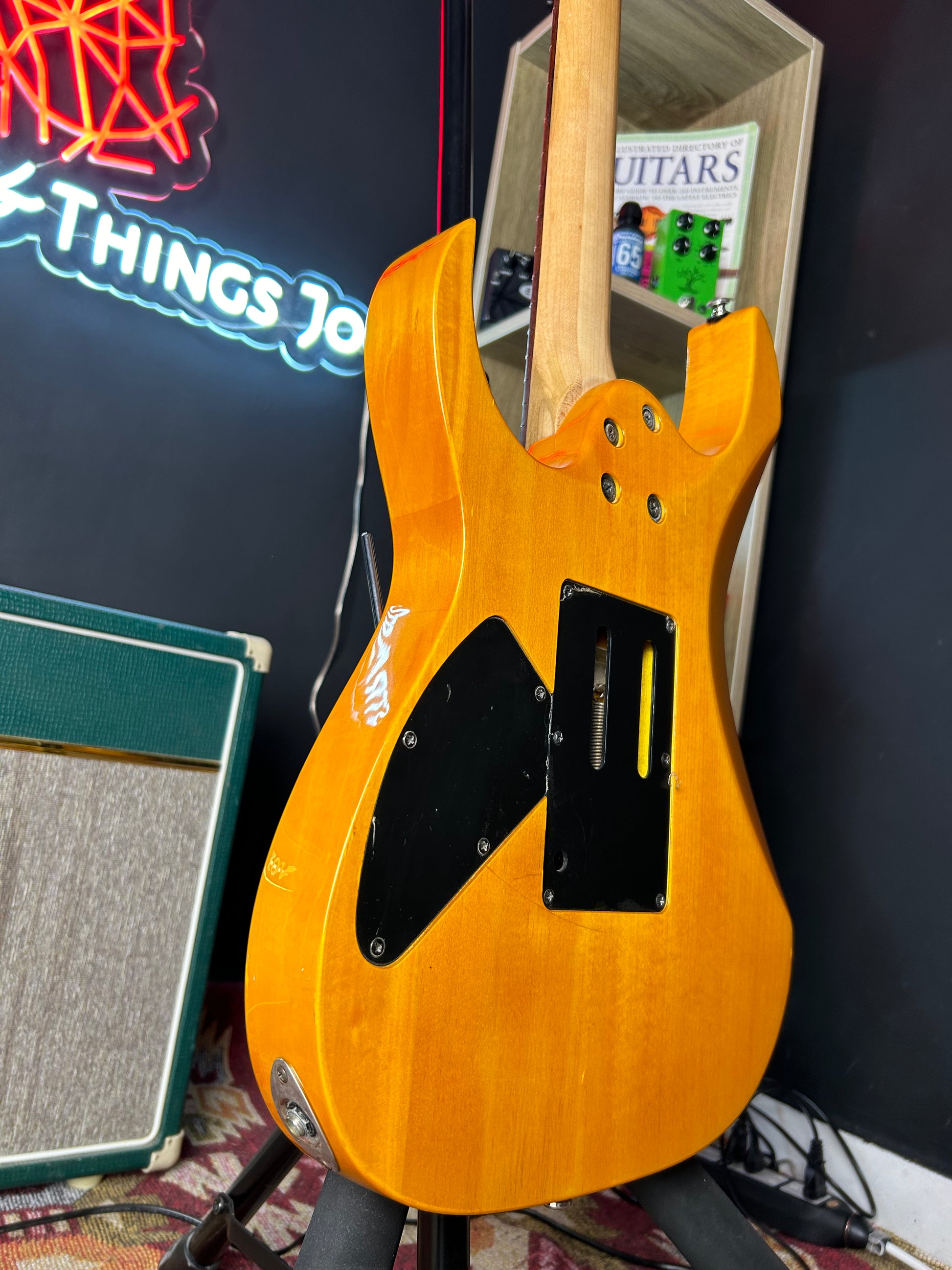 Ibanez RG320FM Trans Orange Electric Guitar Ibanez RG320FM Trans Orange Electric Guitar
