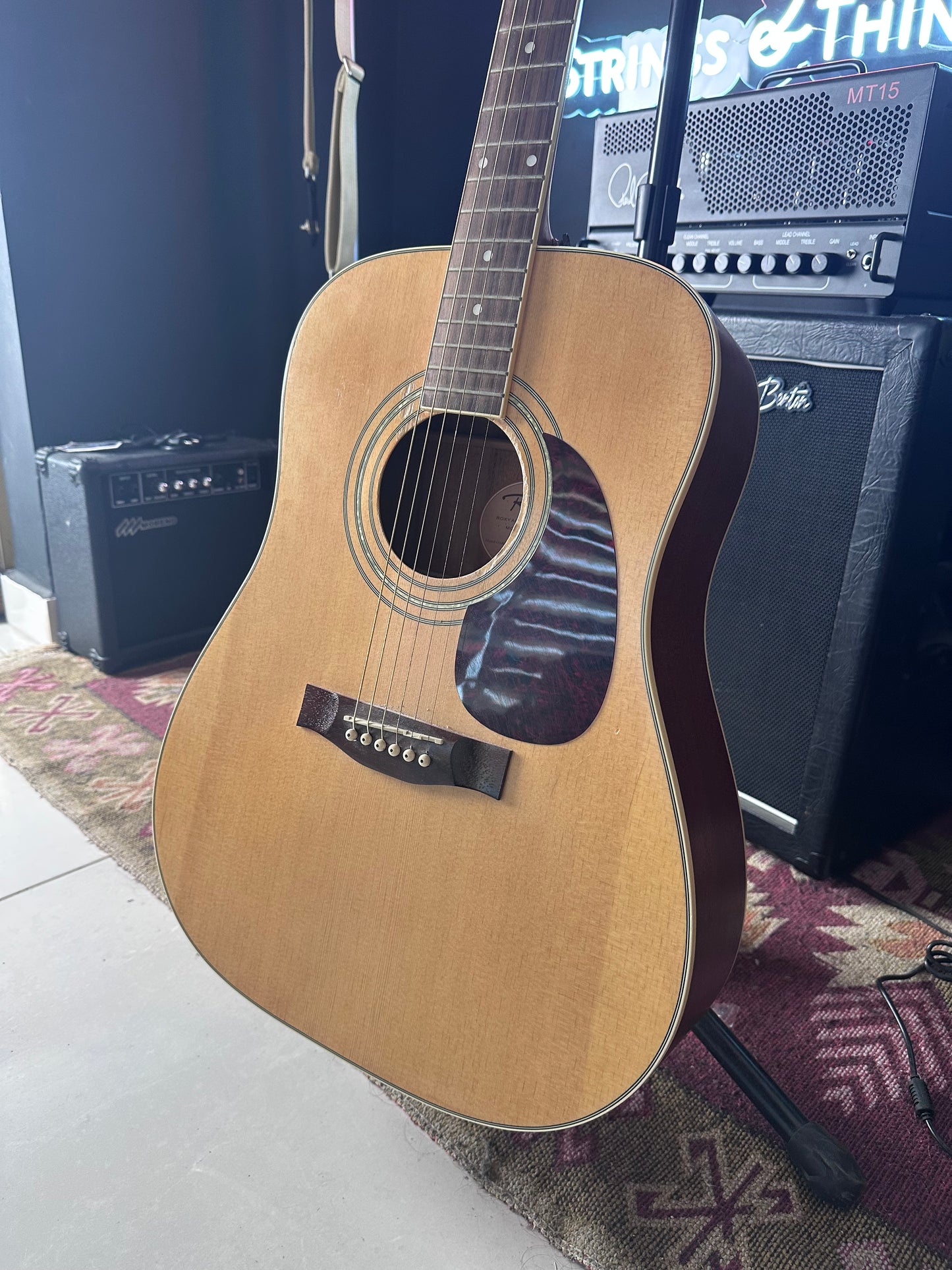 Roxy RA70 Dreadnaught Acoustic Guitar