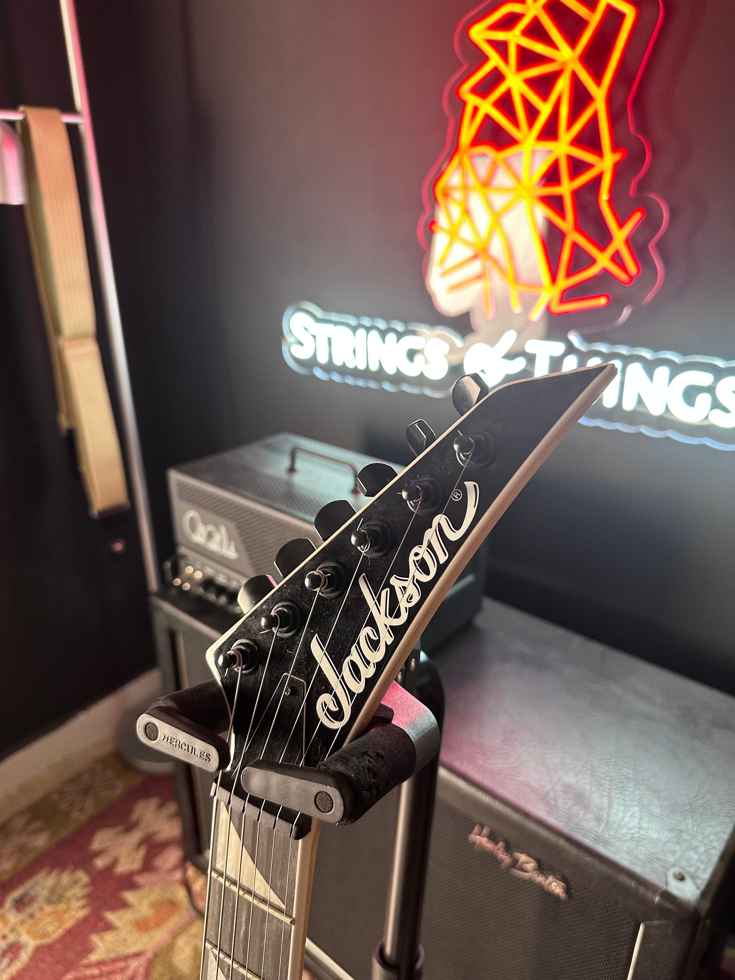 Jackson JS Series Dinky JS20 DKQ 2PT TR Tobacco Burst Electric Guitar