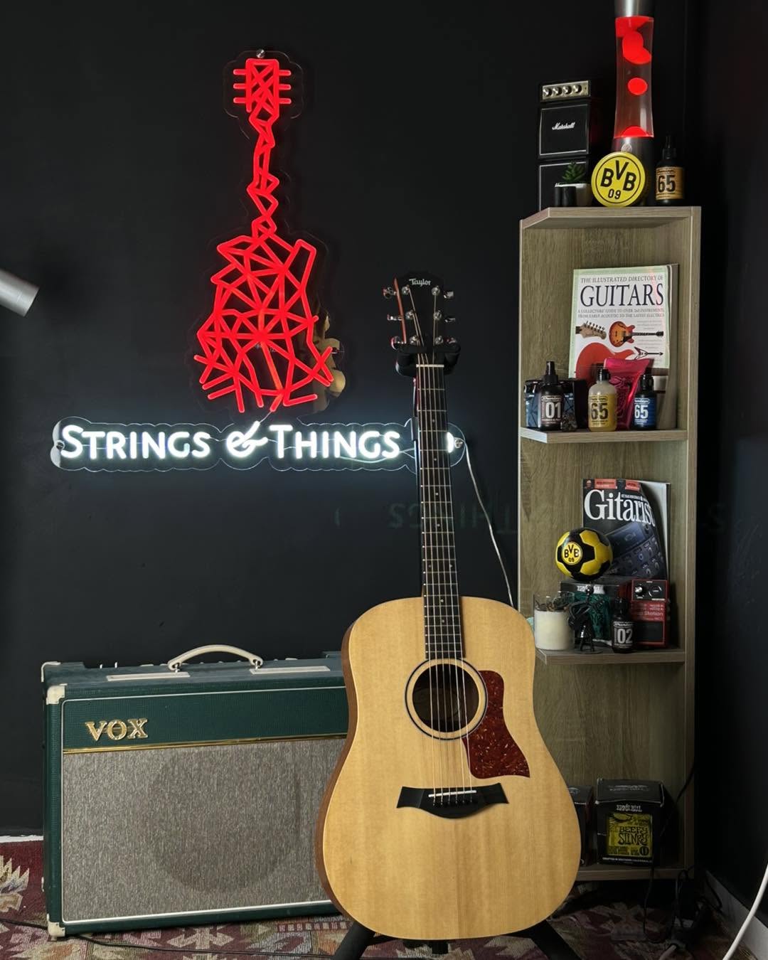 Taylor Academy Big Baby BBT Acoustic Guitar